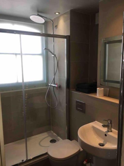 Charming Apartment In Deal Near The Beach & Town المظهر الخارجي الصورة