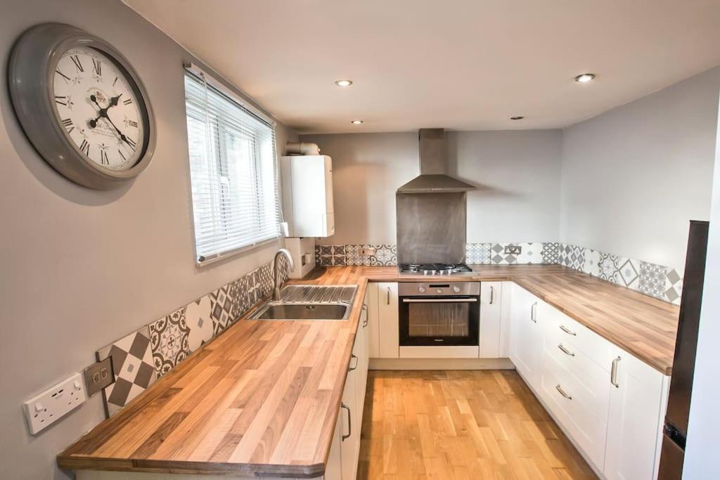 Charming Apartment In Deal Near The Beach & Town المظهر الخارجي الصورة